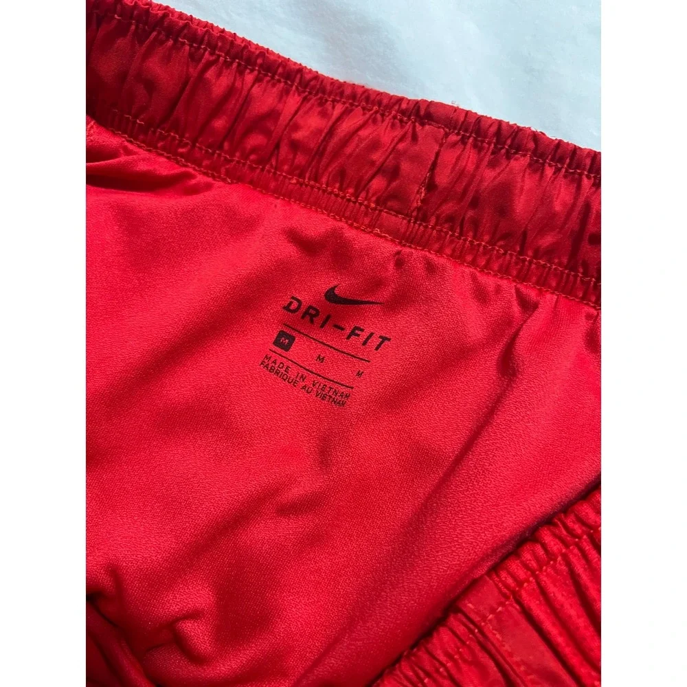 NIKE Running Shorts Women M Red Star Print Dri-Fit Patriotic Americana Athletic